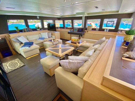 Image of Heavenly yacht #11