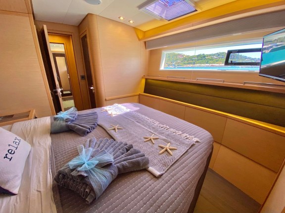 Image of Heavenly yacht #14