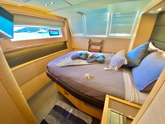 Image of Heavenly yacht #13