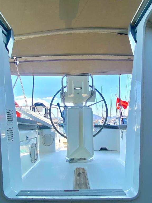 Image of Smyrna yacht #10