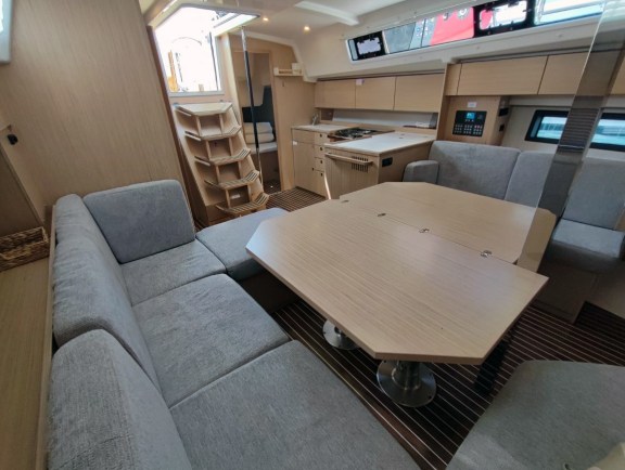 Image of Gala yacht #11