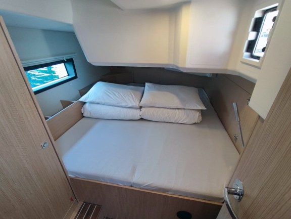 Image of Gala yacht #22