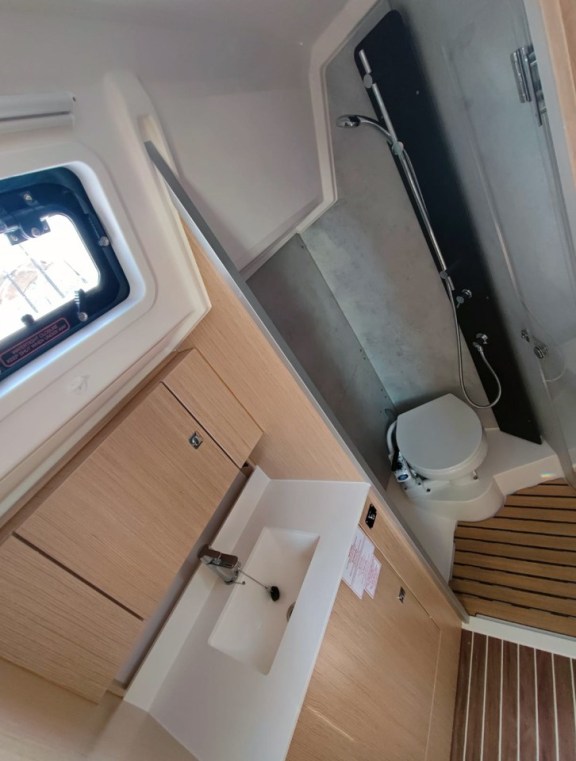 Image of Gala yacht #24