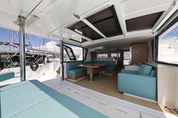 Image of Brain yacht #5