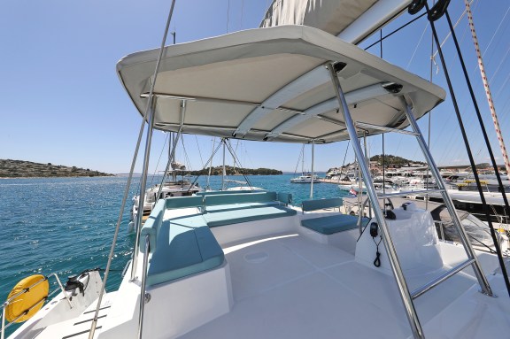 Image of Brain yacht #9