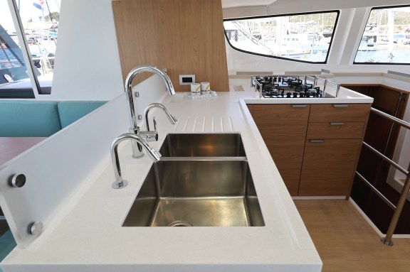 Image of Brain yacht #20