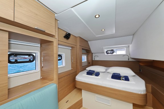 Image of Brain yacht #25