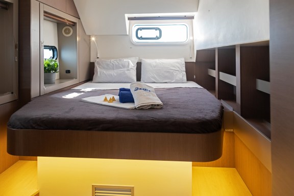 Image of Kos 46.Cat9 yacht #8