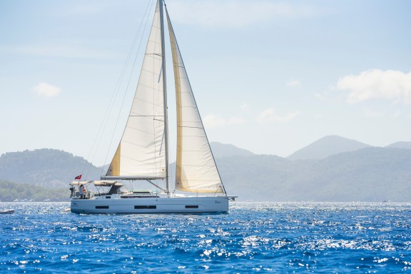 Image of Robin yacht #11