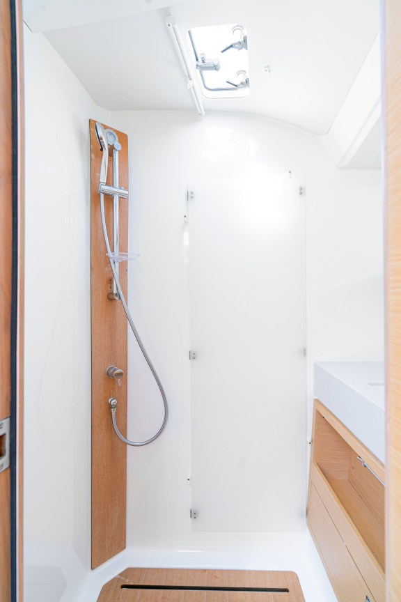 Image of Robin yacht #20