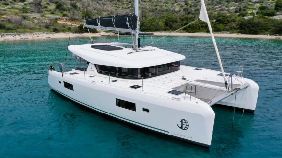 Image of Vesper yacht #3