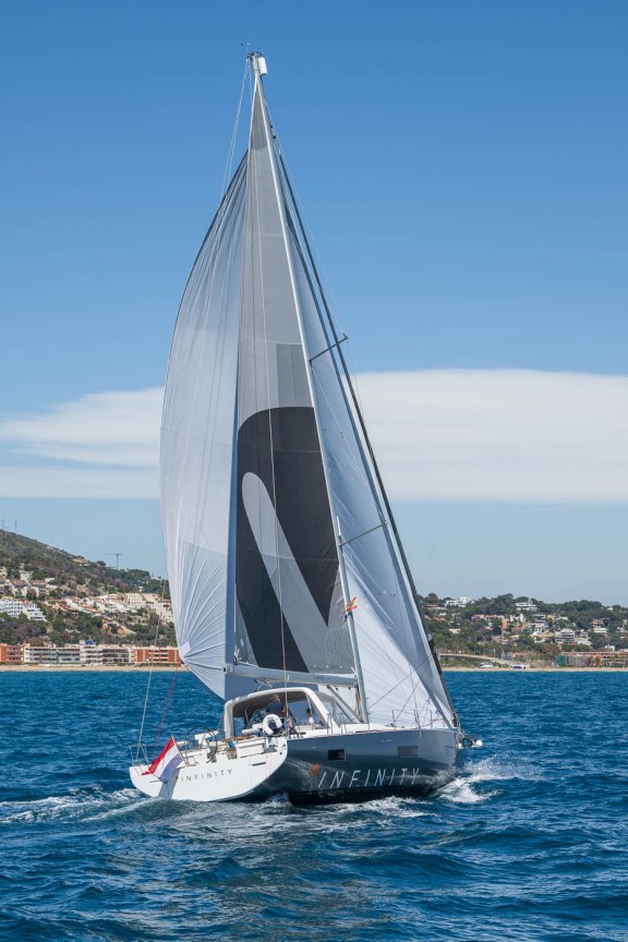 Image of Infinity yacht #13