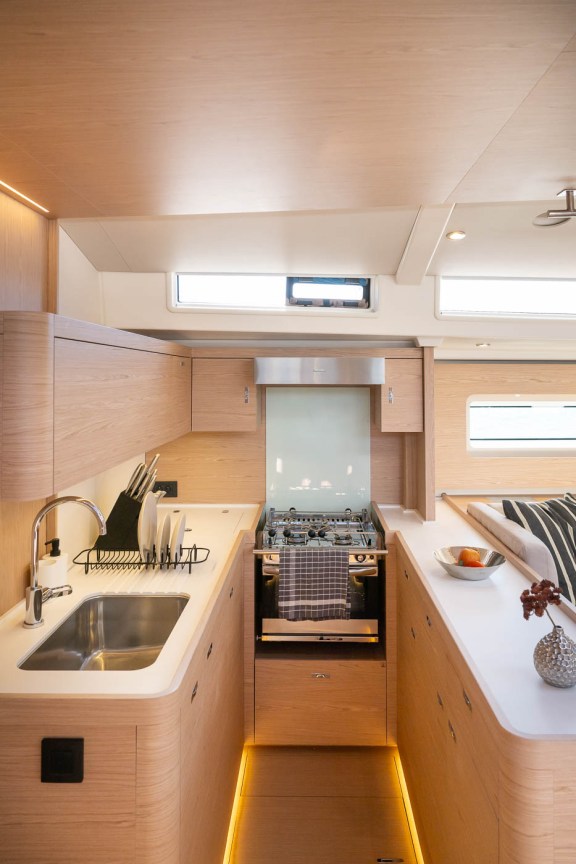 Image of Infinity yacht #19