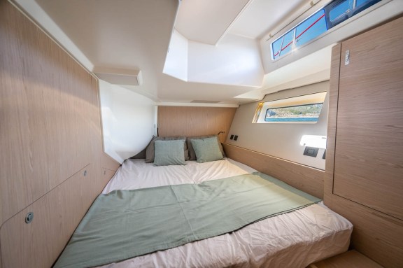 Image of Infinity yacht #31