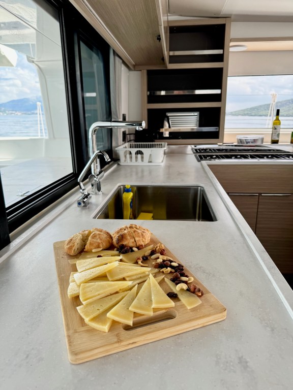 Image of Hevea yacht #8