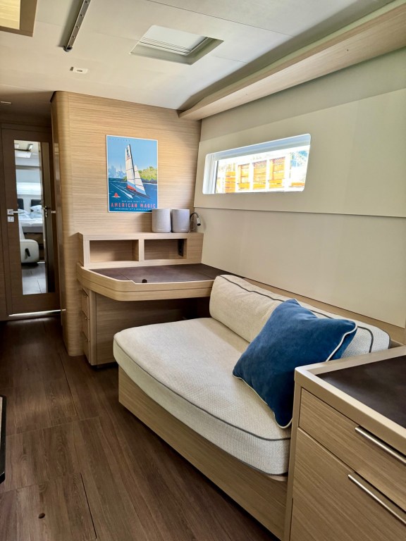 Image of Hevea yacht #11