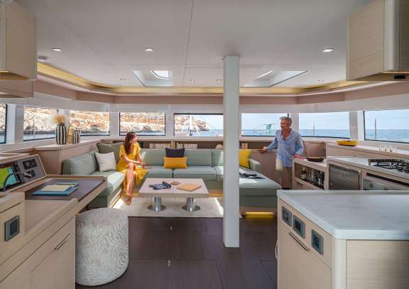 Image of Evenstar yacht #13