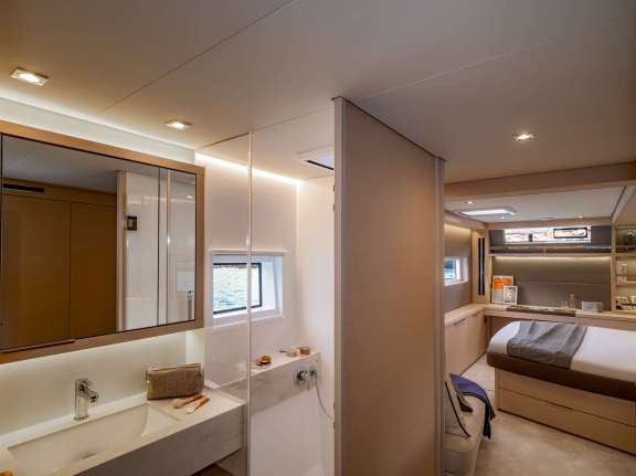 Image of Evenstar yacht #19