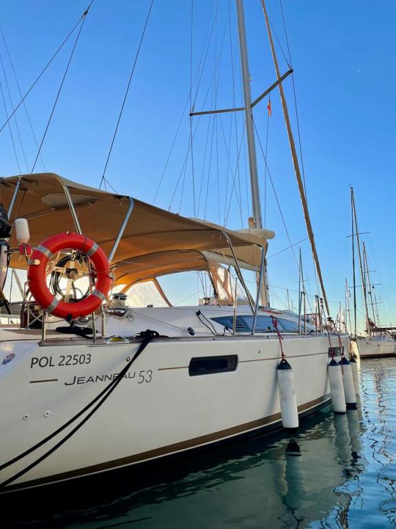 Image of Makemo yacht #3