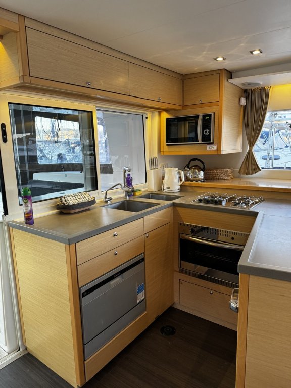 Image of Kat el Mar yacht #12