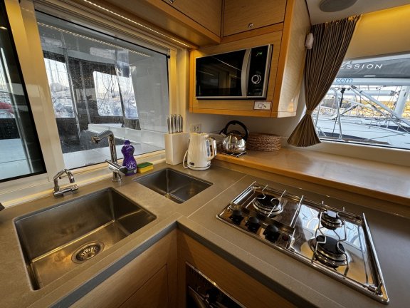 Image of Kat el Mar yacht #13