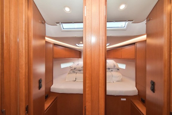 Image of Nadine yacht #24