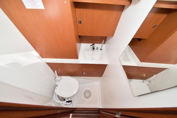 Image of Nadine yacht #28