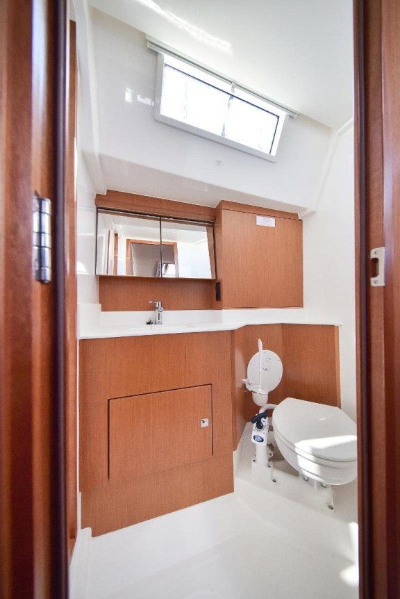 Image of Nadine yacht #26