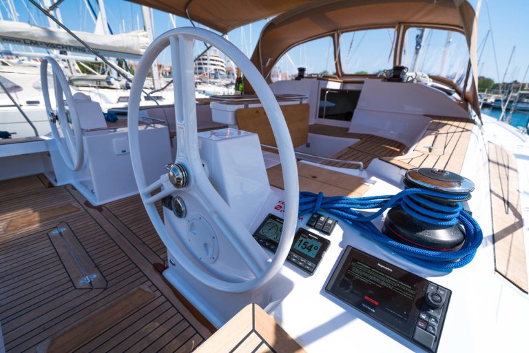 Image of Sasha yacht #5