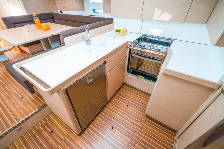 Image of Sasha yacht #8