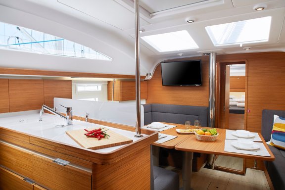 Image of Adriana yacht #10