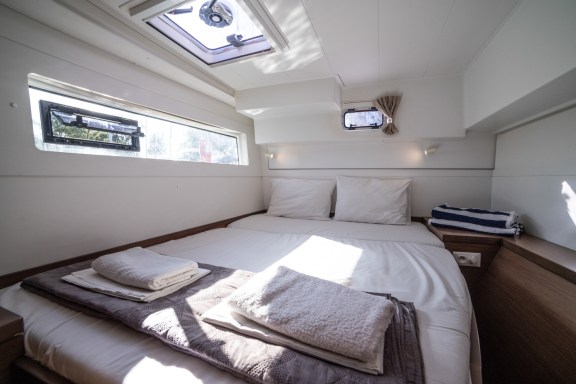 Image of Serendipity yacht #21