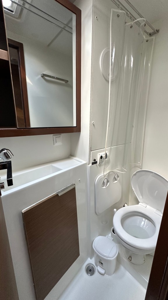 Image of Serendipity yacht #22