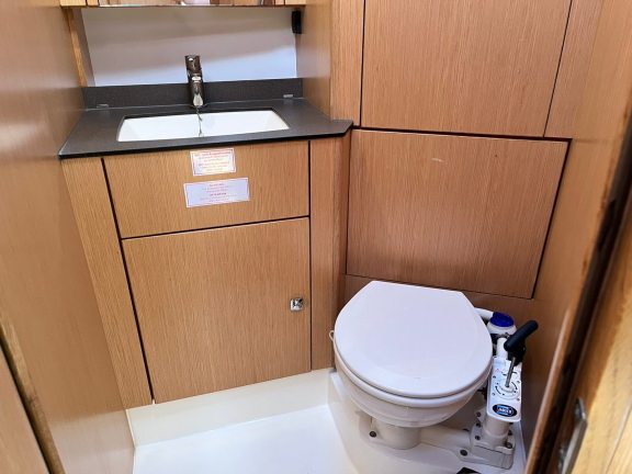 Image of Leonidas yacht #11