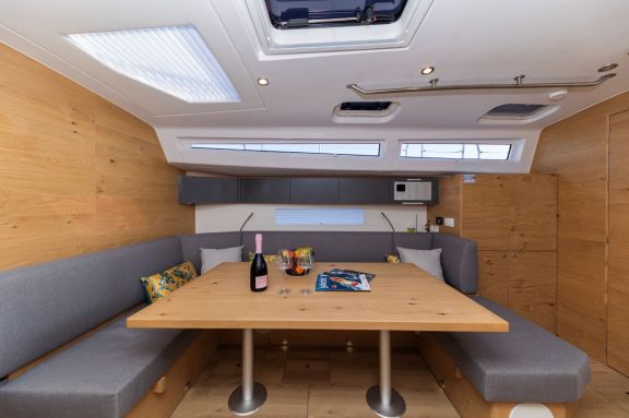 Image of Amaretto yacht #16