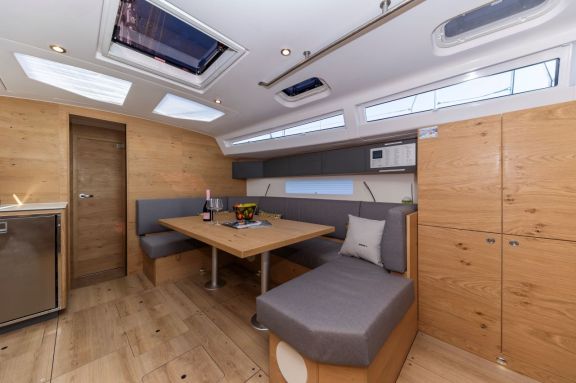 Image of Amaretto yacht #17