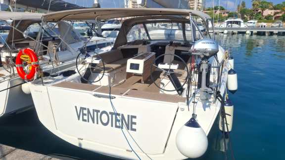 Image of Ventotene yacht #3