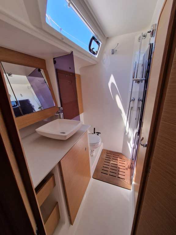 Image of Sirius yacht #10