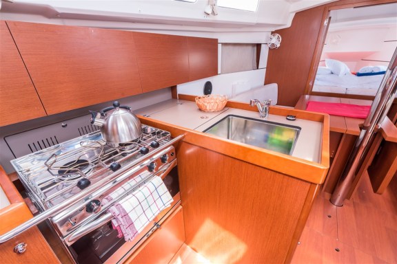 Image of Bela yacht #12