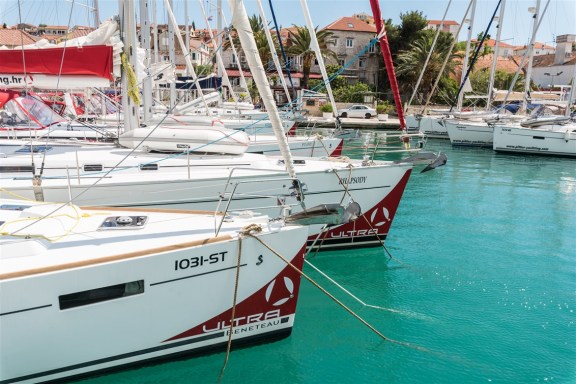 Image of Mobula One yacht #4