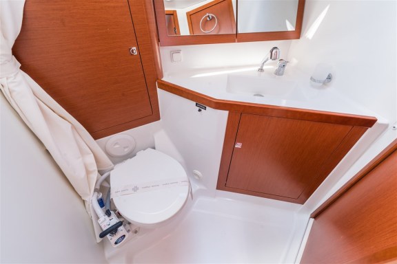 Image of Mobula One yacht #32