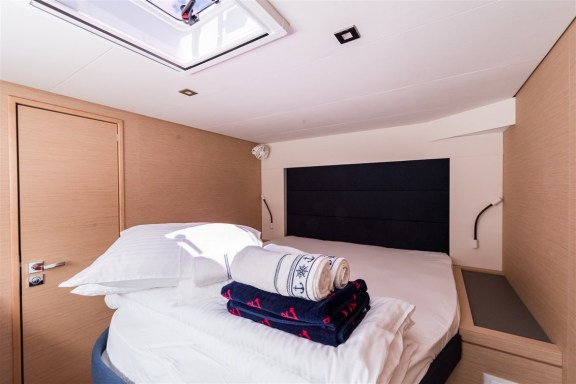 Image of Sunny Wave yacht #28