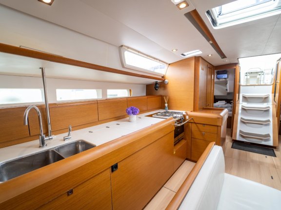 Image of Ciao Bao yacht #12