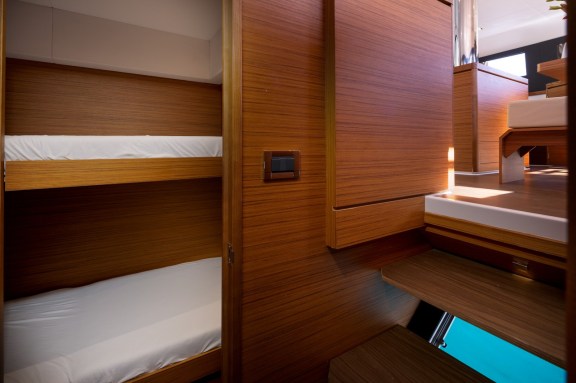 Image of Clo yacht #26