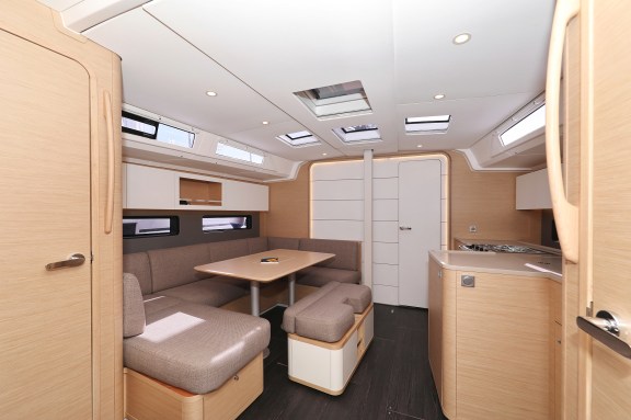 Image of Poppy yacht #14