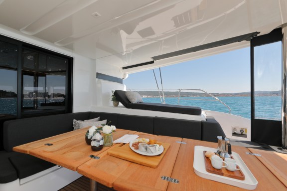 Image of Champagne Please yacht #24