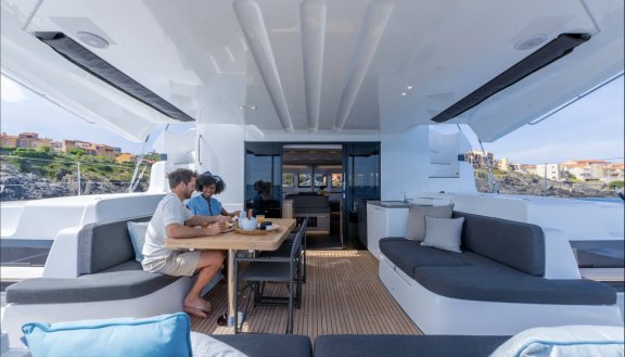 Image of Arctic Dream yacht #9