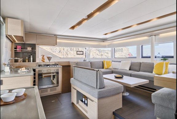 Image of Arctic Dream yacht #12