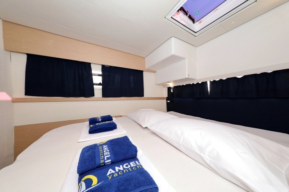 Image of Poco Loco yacht #28