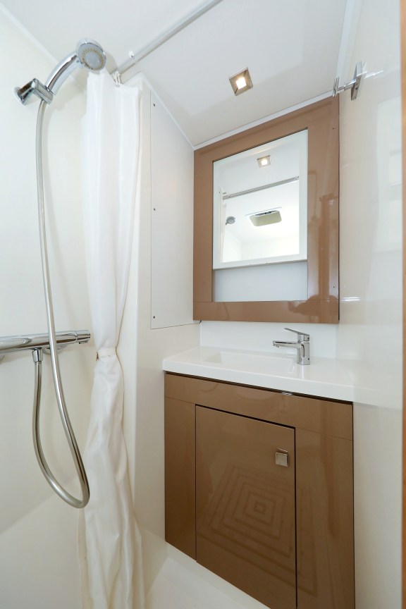 Image of Poco Loco yacht #34